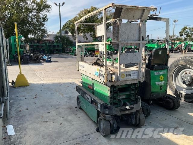 JLG ES1932 Makazaste platforme