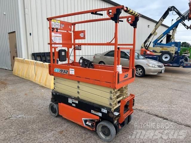 JLG ES1932-LC Makazaste platforme