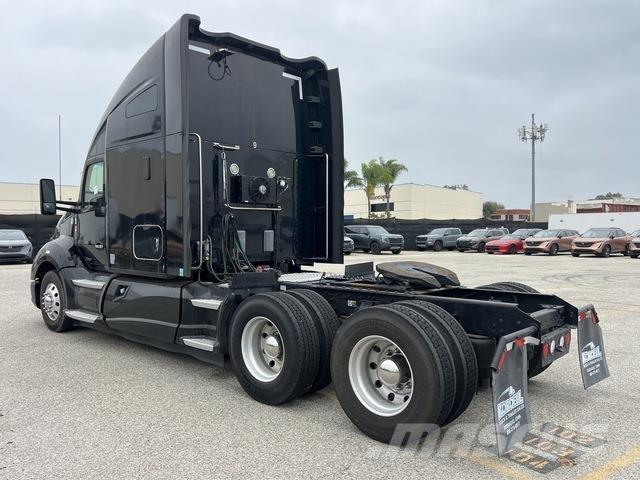 Kenworth T680 Tegljači