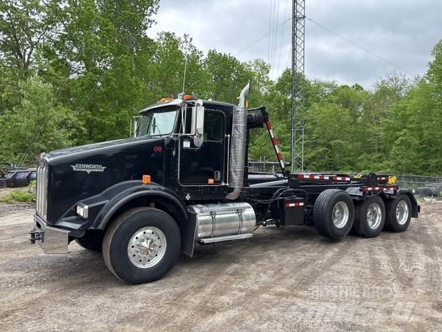 Kenworth T800 Rol kiper kamioni sa kukom za podizanje tereta