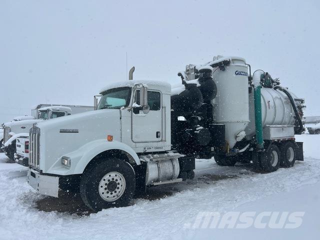 Kenworth T800 Bageri guseničari