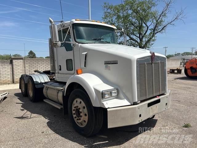 Kenworth T800B Tegljači