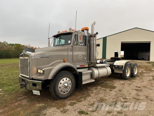 Kenworth T800B Šleperi za vozila