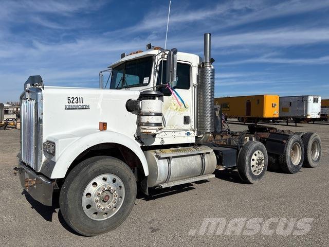 Kenworth W900B Tegljači