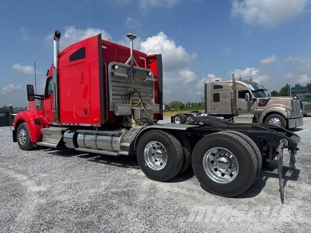 Kenworth W990 Tegljači