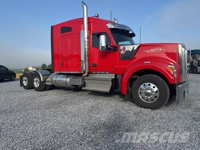 Kenworth W990 Tegljači