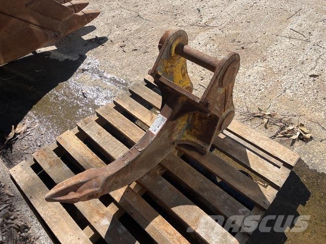 Komatsu  Kultivatori za građevinarstvo