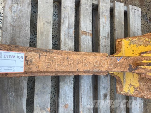 Komatsu  Kultivatori za građevinarstvo