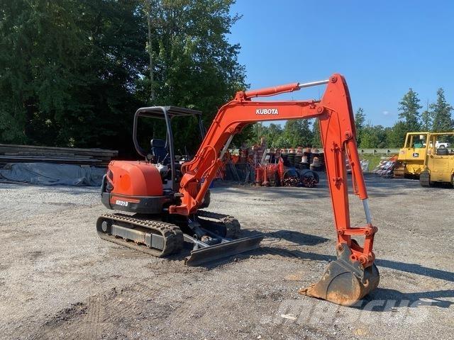 Kubota KX121-3 Bageri guseničari