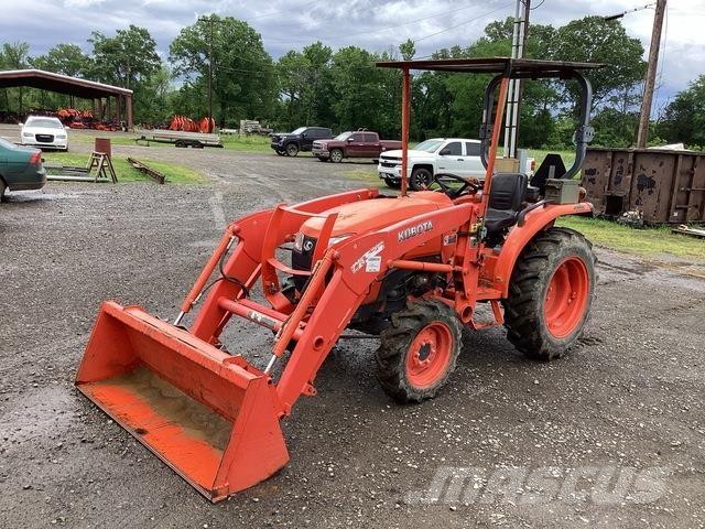 Kubota L2501DT Manji traktori