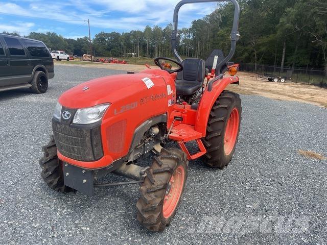 Kubota L2501DT Manji traktori