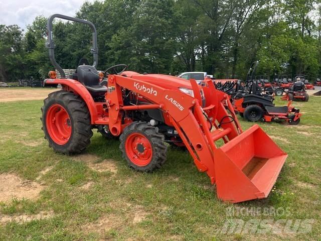 Kubota L3301DT Manji traktori