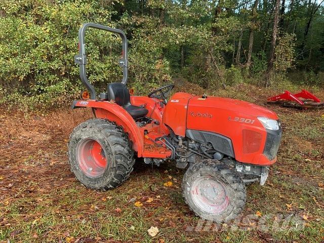 Kubota L3301DT Manji traktori