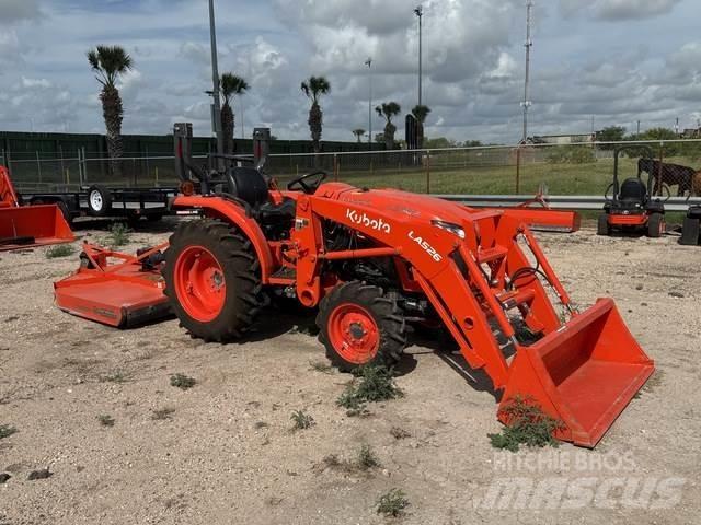 Kubota L3302DT Manji traktori