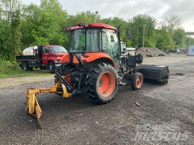 Kubota M5040 Unutrašnji čistači