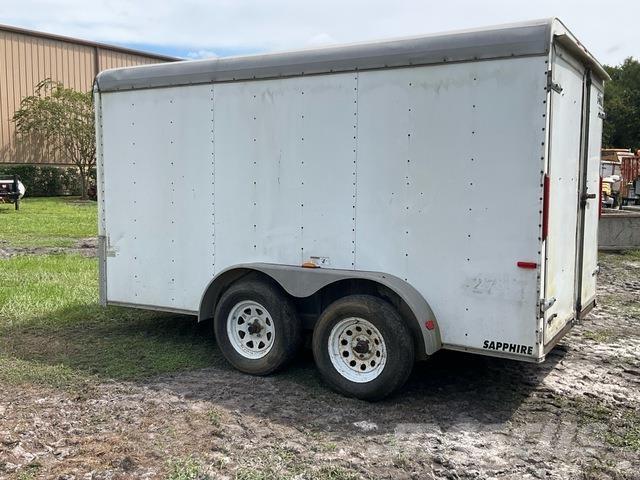  LA Cargo Prikolice sa sandukom