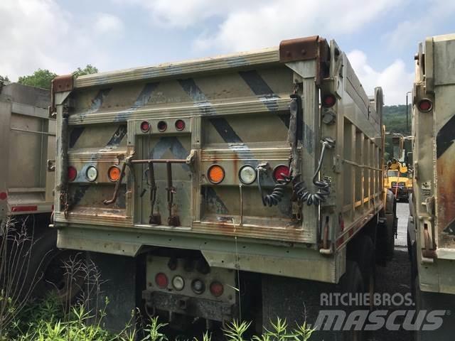 Mack 700 Snežne daske i plugovi