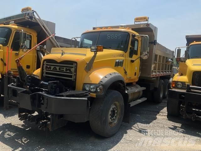 Mack 700 Snežne daske i plugovi
