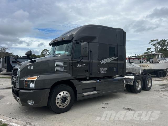 Mack AN64T Tegljači