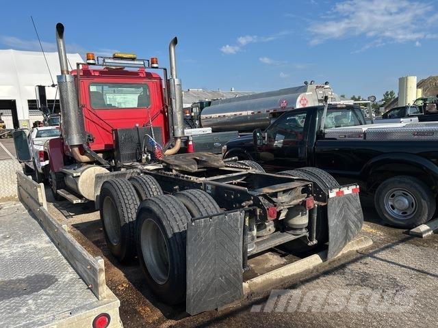 Mack CH613 Tegljači