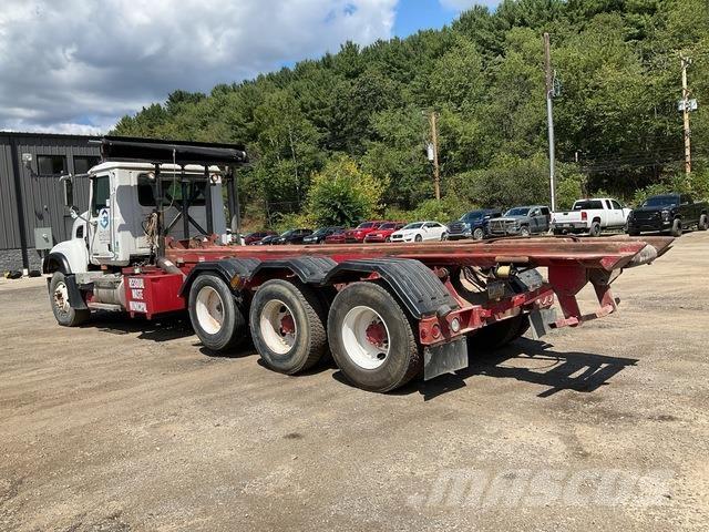 Mack CV713 Komunalni kamioni