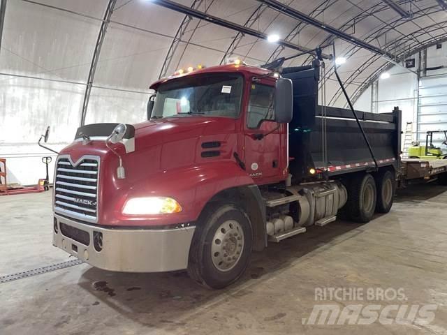 Mack CXU613 Kiperi kamioni