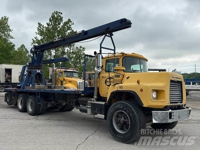 Mack DM688S Ostali kamioni