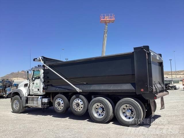 Mack GR104F Kiperi kamioni