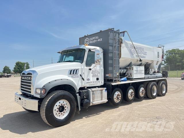Mack GR64F Kamioni mešalice za beton