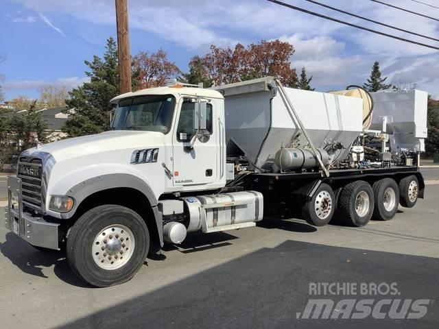Mack GU713 Kamioni mešalice za beton