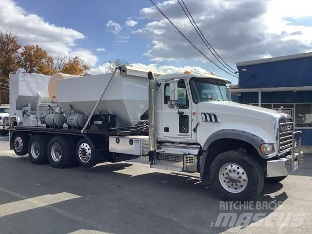 Mack GU713 Kamioni mešalice za beton
