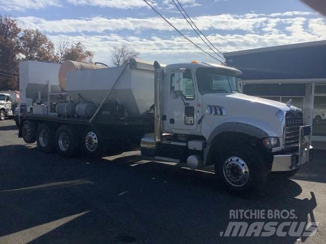 Mack GU713 Kamioni mešalice za beton