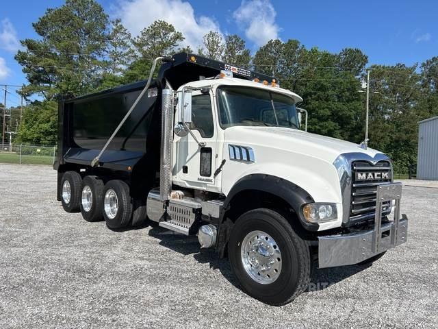 Mack GU713 Kiperi kamioni