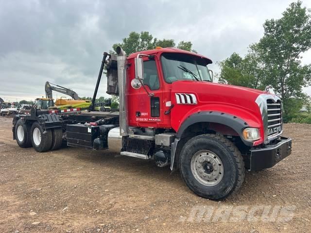 Mack GU713 Komunalni kamioni