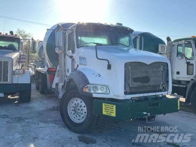 Mack GU813 Ostali kamioni