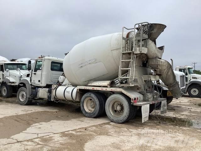 Mack GU813 Ostali kamioni