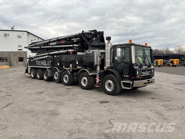 Mack MRU613 Kamionske beton pumpe