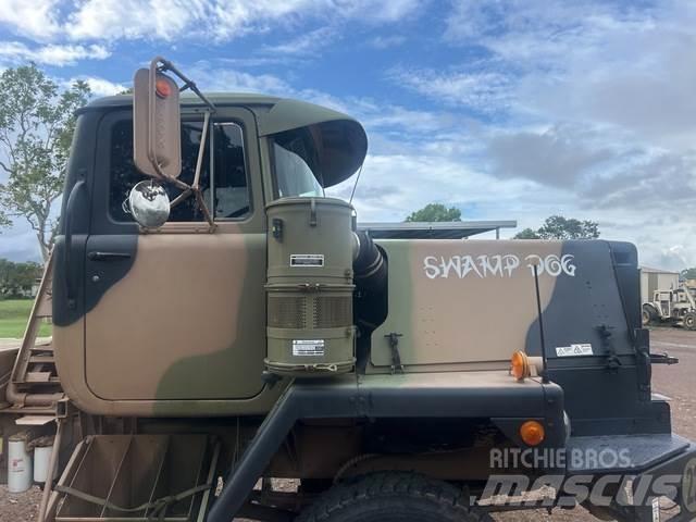 Mack R686T Kamioni sa otvorenim sandukom