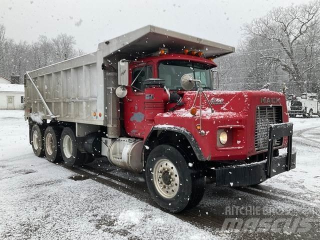Mack RB688S Kiperi kamioni