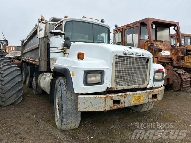 Mack RD688S Kiperi kamioni