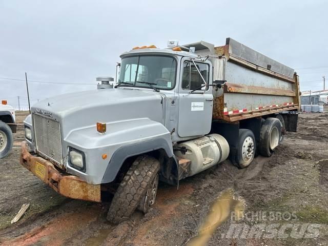 Mack RD688S Kiperi kamioni