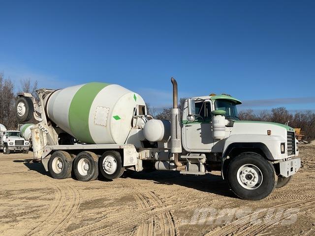 Mack RD690S Ostali kamioni