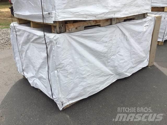 Mahindra  Ostale mašine za put i sneg