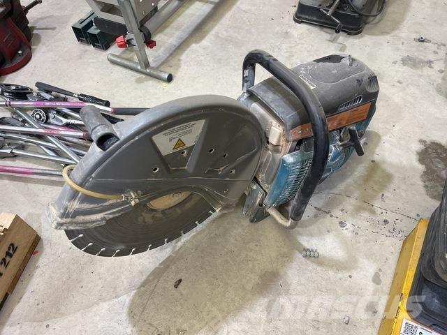 Makita  Motorne testere i testere za čišćenje