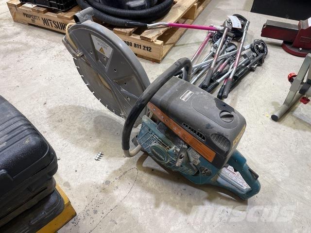 Makita  Motorne testere i testere za čišćenje