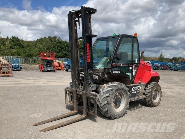 Manitou M30-4 Vanterenski viljuškar