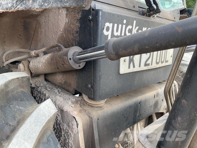 Manitou M30-4 Vanterenski viljuškar