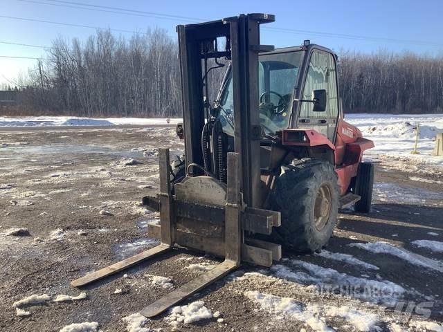 Manitou MC40 Vanterenski viljuškar