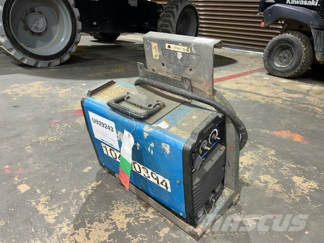 Miller CST-280 Aparati za zavarivanje
