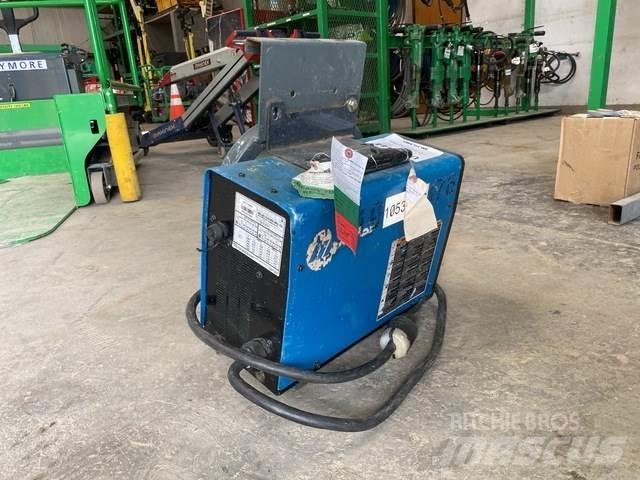 Miller CST 282 Aparati za zavarivanje